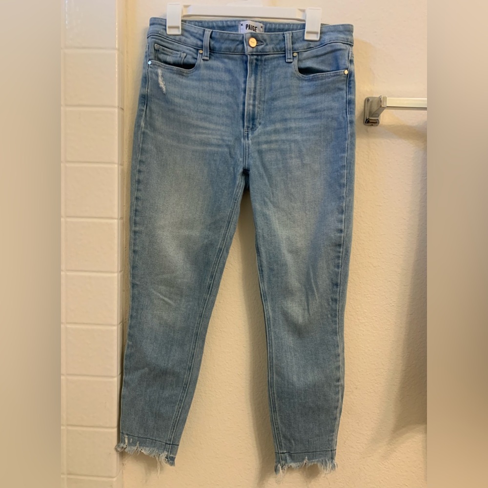 Paige Hoxton Crop